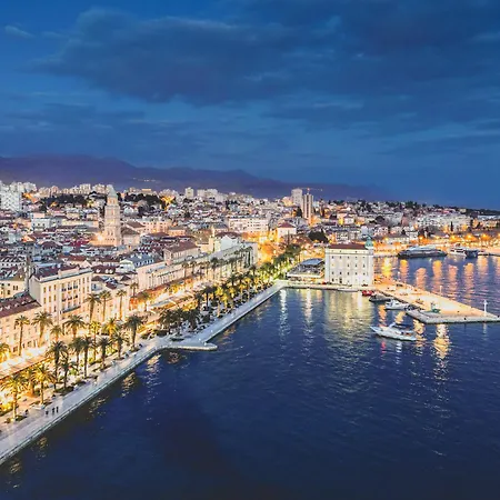 Golden Smile * Split