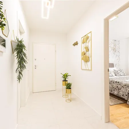 Apartmán Golden Smile *