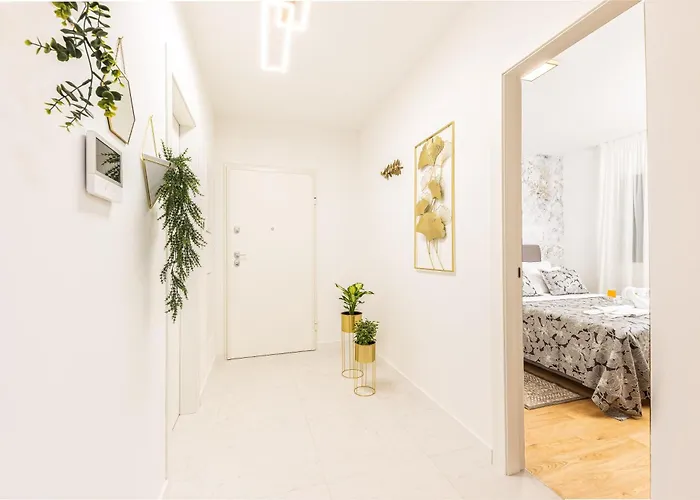 Apartmán Golden Smile *